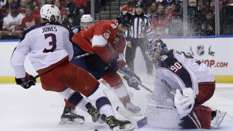 Merzļikins atgriežas vārtos, ielaiž jau 18. sekundē un turpina gaidīt pirmo uzvaru NHL