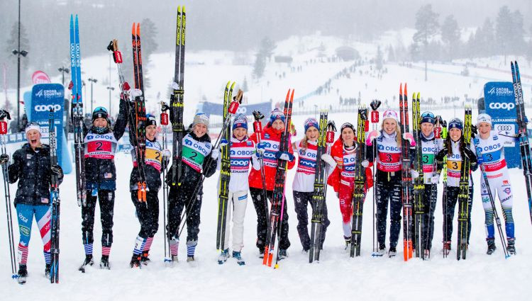 Pasaules kausā distanču slēpošanā pa divām uzvarām Norvēģijai un Krievijai