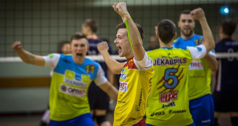 Klāt aizraujošas cīņas par Latvijas kausiem volejbolā