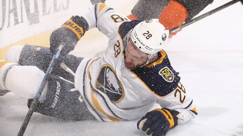 Girgensons uzņems "Bruins" zvaigznes, "Blue Jackets" turpina uzticēties Korpisalo
