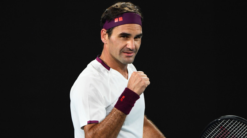 Atspēlējot septiņas mačbumbas, Federers sasniedz "Australian Open" pusfinālu