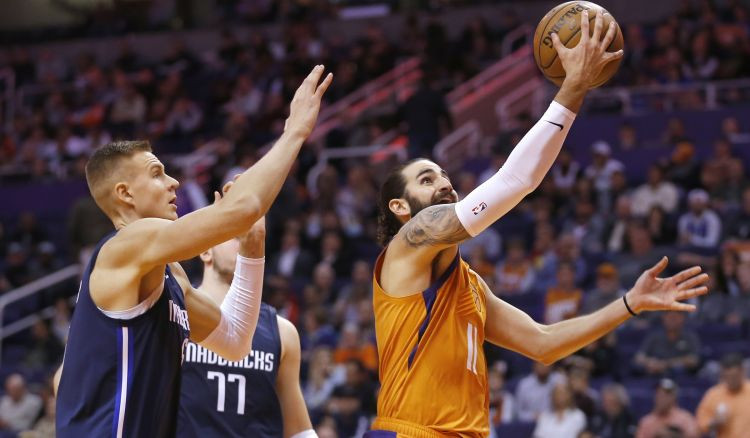 Bertāns un Pasečņiks pret NBA līderiem, Porziņģa spēlēšana uz jautājuma zīmes