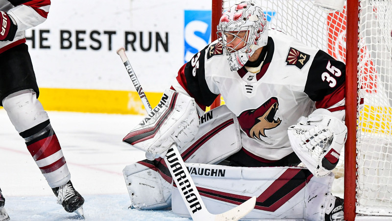 Viens no NHL sezonas vadošajiem vārtsargiem Kempers joprojām neatgriežas ierindā