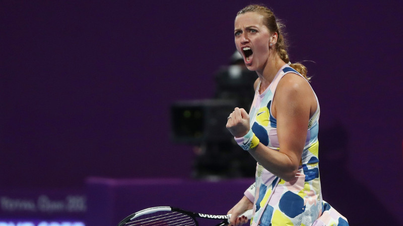 Kvitova Dohas pusfinālā pārtrauc četru zaudējumu sēriju pret Bārtiju