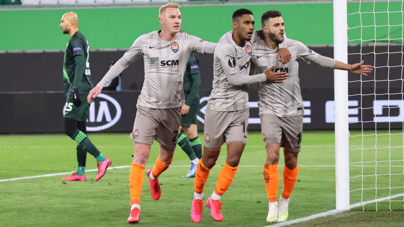 Eiropas līga: "Shakhtar" un "Bayer" spožas uzvaras Vācijā un Skotijā
