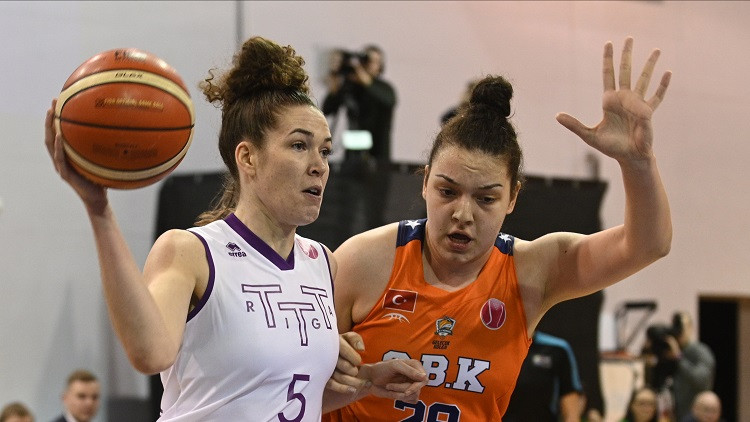 TTT leģionāre Hafa paraksta treniņnometnes līgumu ar WNBA vicečempioni