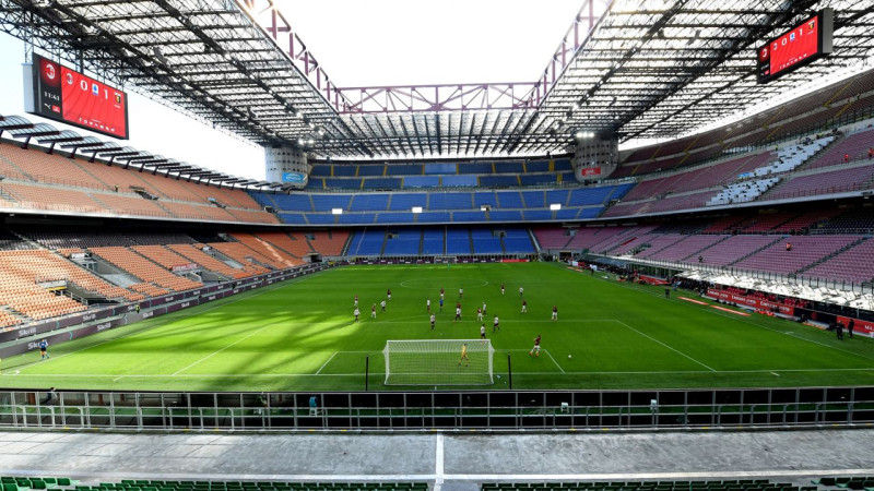 Ļauj nojaukt slaveno "San Siro" stadionu Milānā