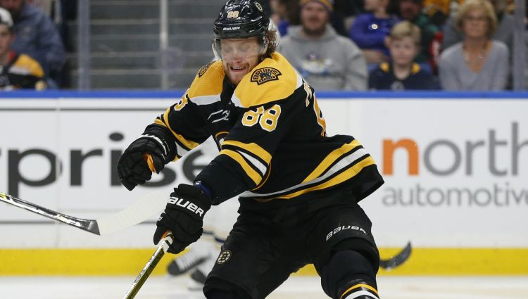 NHL snaiperis, kurš nemācēja … mest