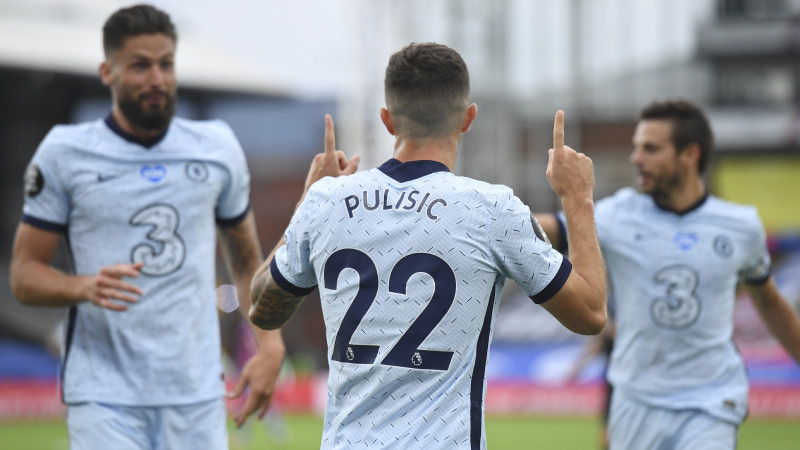 "Chelsea" iekāpj "top 3", labākais vārtu guvējs Vārdijs Lesterai izrauj punktu