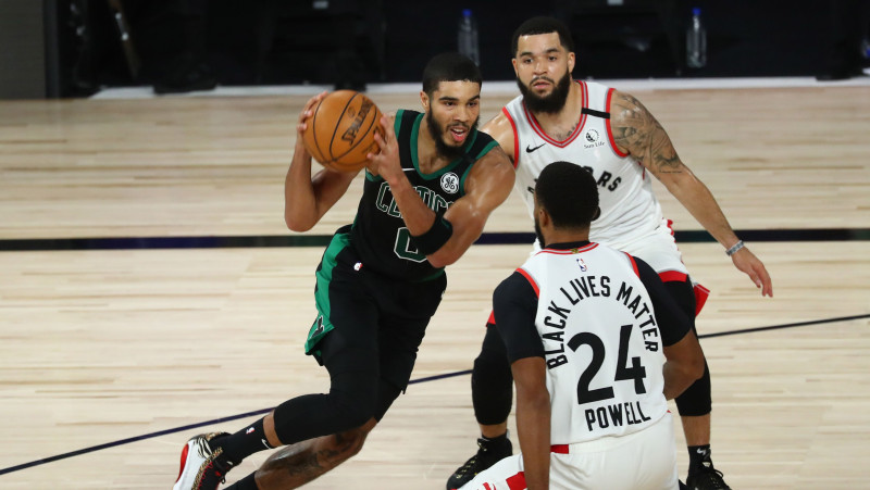 NBA pārceļ vēl vienu "Celtics" spēli un pieņem stingrākus drošības protokolus