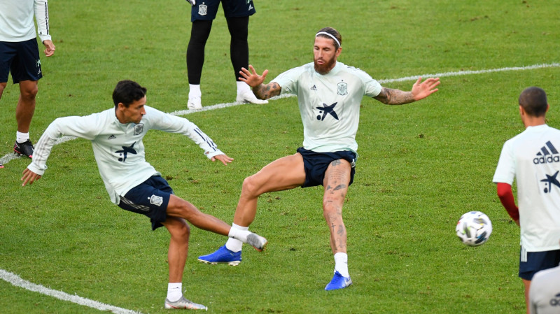 Starptautiskais futbols atgriežas ar Vācijas un Spānijas dueli Štutgartē