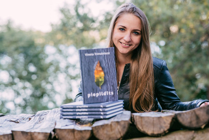 Jaunas latviešu rakstnieces pirmais stāstu krājums "Piepildīts"