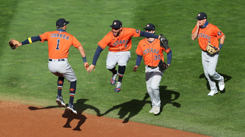 "Astros", "Rays" un "Yankees" pārvar MLB playoff pirmo kārtu
