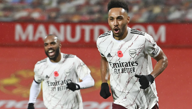 "Arsenal" 14 gadu laikā pirmo reizi viesos uzvar "United"
