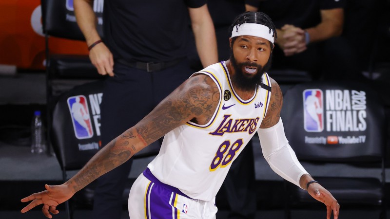 Horvātam Šāričam 27 miljoni Fīniksā, čempions Markīfs Moriss paliks "Lakers"