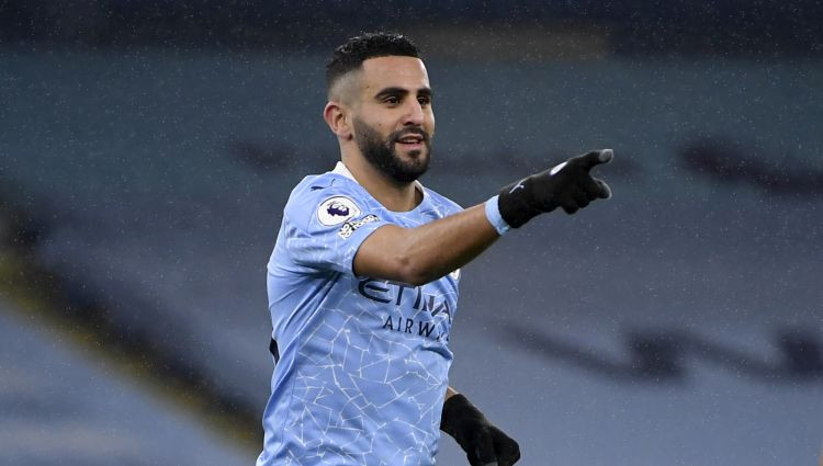 Mahrezam ''hat-trick'' graujošā uzvarā pār ''Burnley'', ''Liverpool'' nenosargā uzvaru
