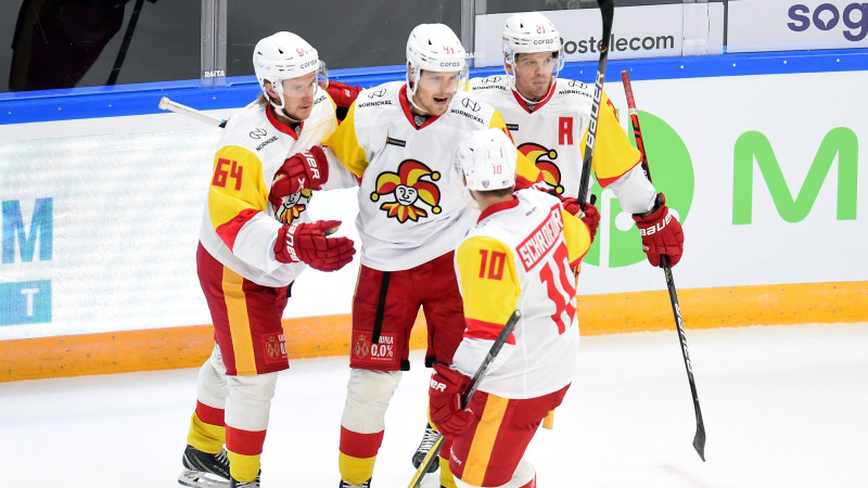 Kalniņa komandas biedrs Lindbeks palīdz "Jokerit" pieveikt SKA