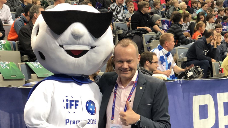Eriksons turpinās vadīt Starptautisko florbola federāciju