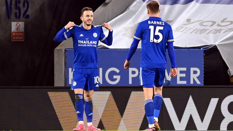"Leicester" izvirzās Premjerlīgas vadībā, "Chelsea" atkal zaudē svarīgu spēli