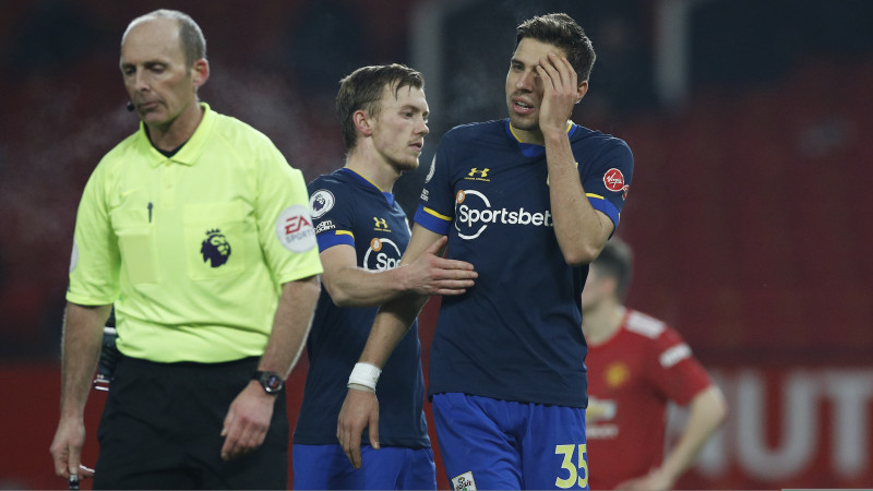 "Southampton" pieprasa, lai Premjerlīgas tiesneši vairs netiesā viņu spēles