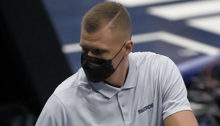 "Mavericks" samazina iespēju, ka Porziņģis šonakt atgriezīsies laukumā