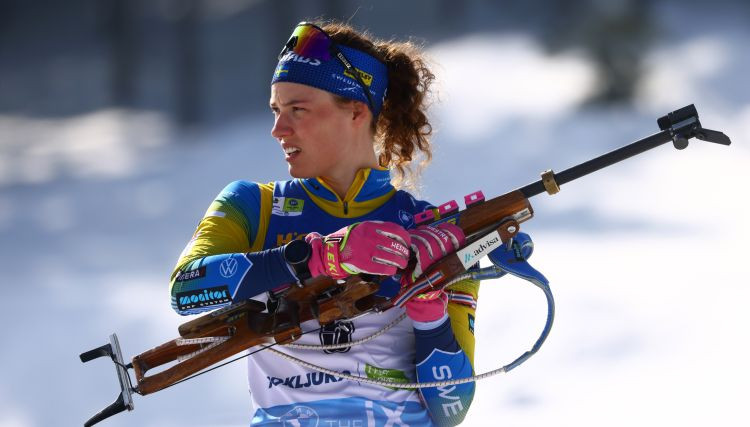 Norvēģija dāmu stafetē nenotur pārsvaru, Zviedrija finišā apsteidz Baltkrieviju