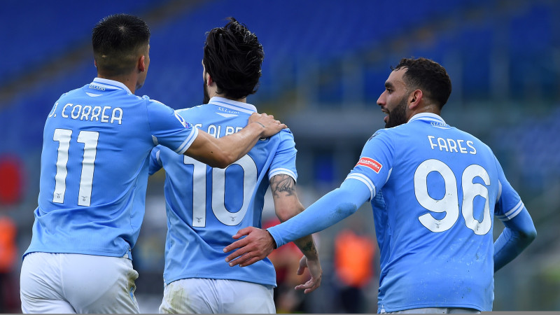 "Lazio" uzvar ar grūtībām, "Atalanta" iesit trīs otrajā puslaikā
