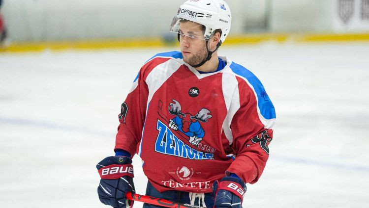 Pagājušās regulārās sezonas rezultatīvākais hokejists Tambijevs paliek ''Zemgale/LLU''