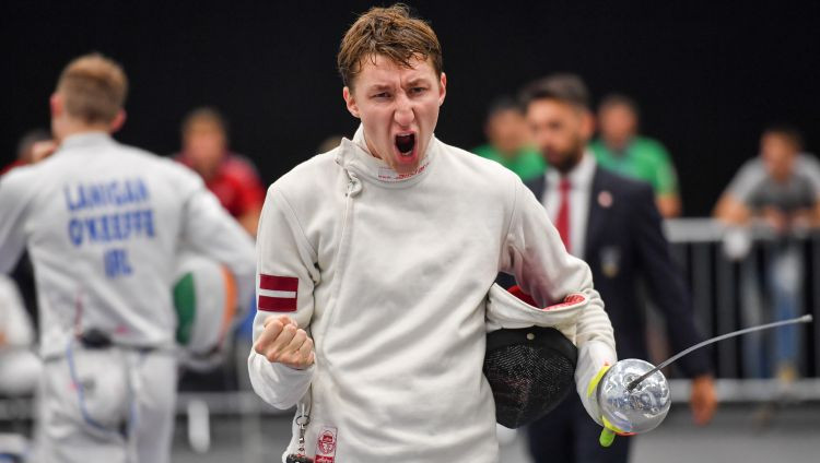 Latvijas sportists Švecovs uzvar Pasaules kausa posmā modernajā pieccīņā