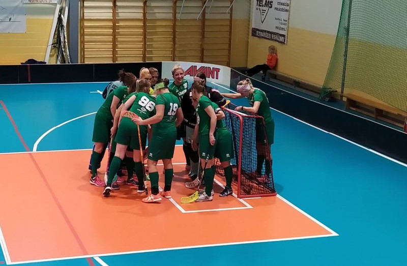 Sešas komandas iesaistās cīņā, saistošākais mačs Līgatnē