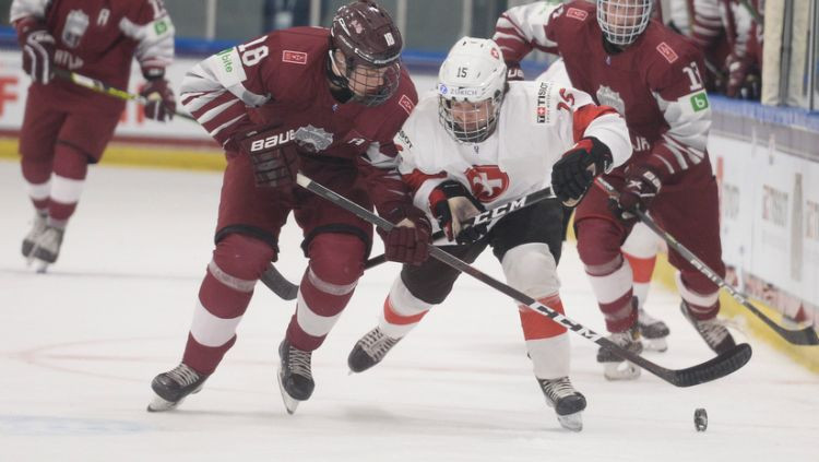Latvijas U18 izlase PČ sāk ar piekāpšanos vienaudžiem no Šveices