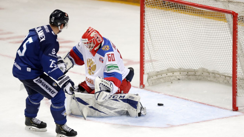 Rīgas "Dinamo" hokejista divi vārti ļauj Somijai Eirotūres spēlē sakaut Krieviju
