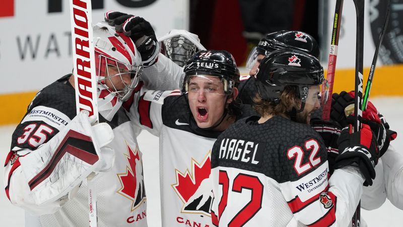 Rīgā noskaidros pasaules čempionus hokejā - finālā spēkosies Somija un Kanāda