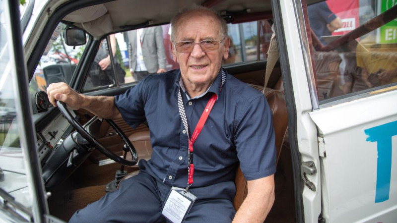 Safari WRC rallijā startēs 91 gadu vecs pilots