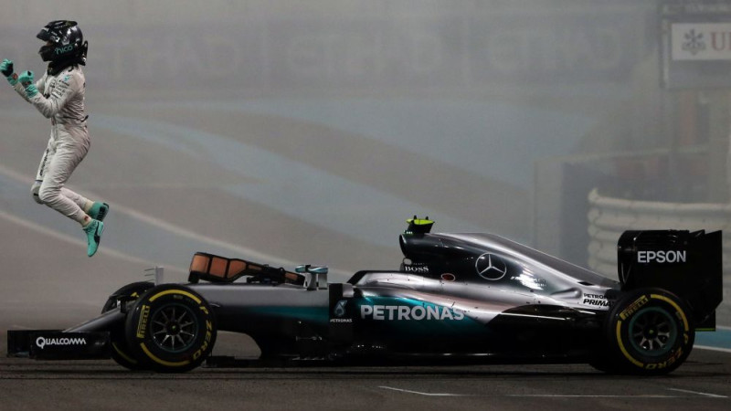 Rosbergs: "Redzot, cik strādā Volfs, negribu būt F1 komandas vadītājs"