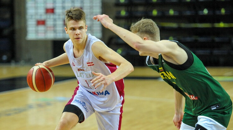 U19 izlase priekšpēdējā pārbaudē graujoši zaudē vienaudžiem no Kanādas