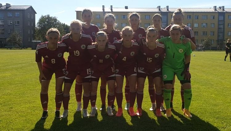Latvijas U19 meiteņu izlase iegūst Baltijas kausu