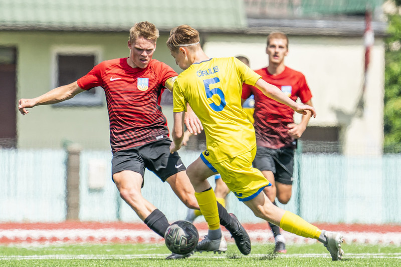 FK ''Smiltene/ BJSS'' jaunās sezonas atklāšanas spēlē sestdien uzņems Saldus vienību