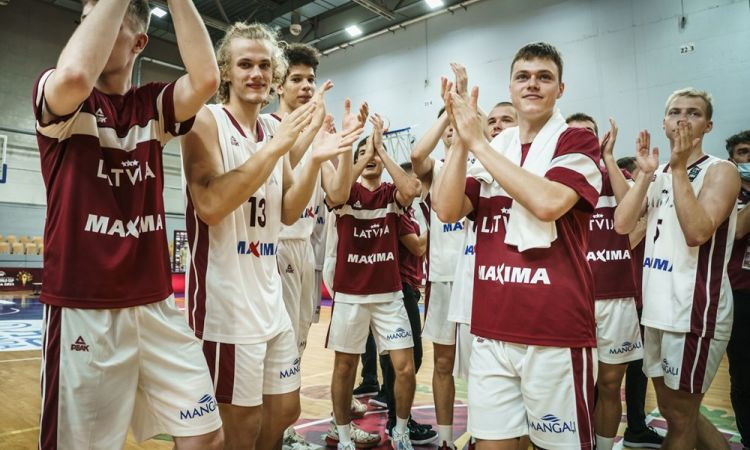 Ar komandas spēli Latvija otro reizi uzvar Irānu un U19 PK izcīna 11. vietu