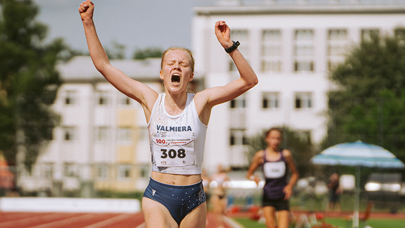 Caune satriec personīgo rekordu un kļūst arī par Latvijas rekordisti