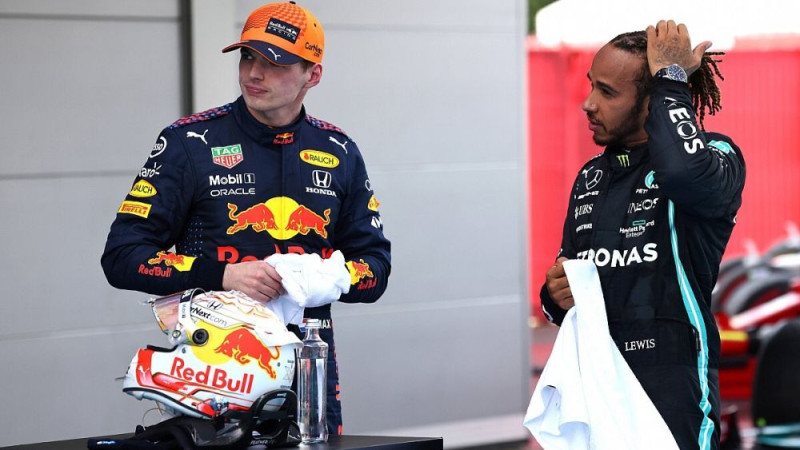 FIA noraida "Red Bull" prasību, Hamiltonam lielāku sodu nepiešķirs