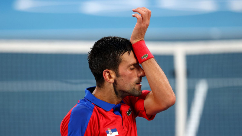 Zverevs olimpiskajā pusfinālā Tokijā iznīcina Džokoviča "Golden Slam" sapni