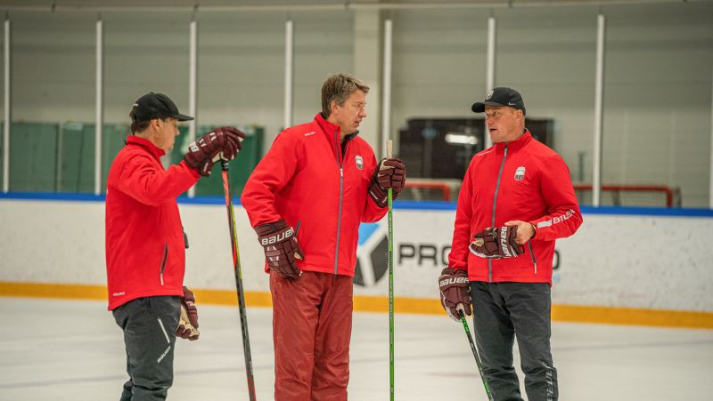 Hokeja izlase sāk gatavoties OS kvalifikācijai, plāno spēlēt trīs NHL hokejisti