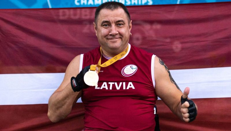 Latvijai paralimpiskajās spēlēs būs septiņi sportisti, karogu nesīs Apinis un Melle