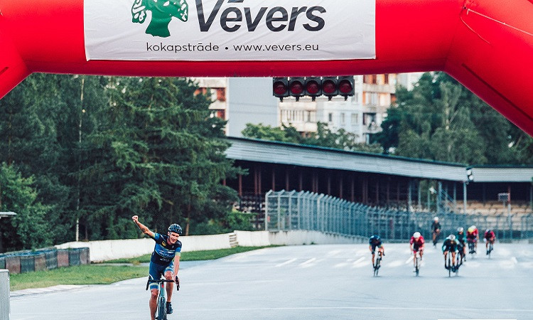 Flaksis uzvar ''Vēvers GP'' 70km grupas braucienā, Saramotins atgriežas ar 8. vietu