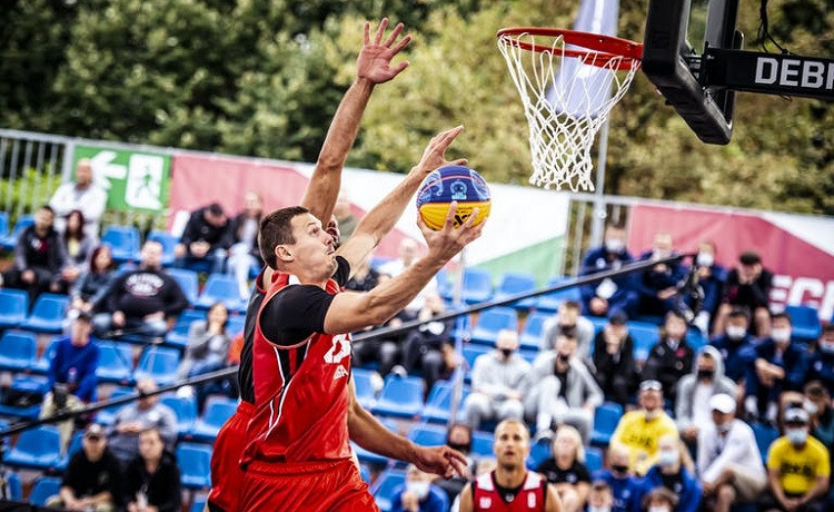 "Riga" 3x3 basketbolisti Debrecenā sasniedz finālu
