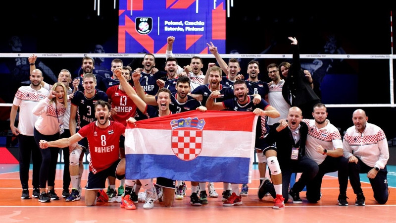 Horvātu volejbolisti vēlreiz uzvar, būtiski uzlabojot Latvijas cerību uz astotdaļfinālu