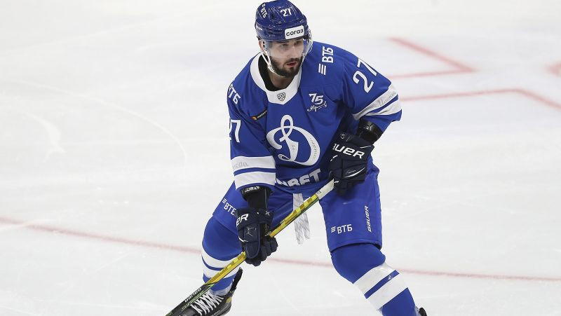 Divās spēlēs sakrātie pieci punkti ļauj Voinovam kļūt par KHL nedēļas aizsargu