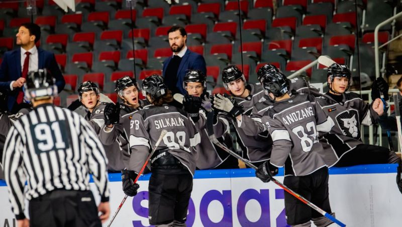 Silkalnam divi vārti vairākumā, "Rīga" ātri atdod vadību un zaudē Maskavā