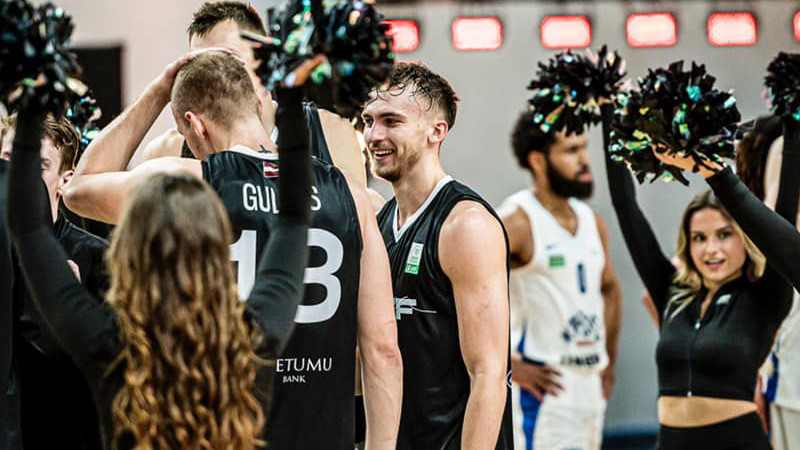 VEF izlaiž 21 punkta pārsvaru, bet beigās nosargā panākumu pret "Kalev/Cramo"